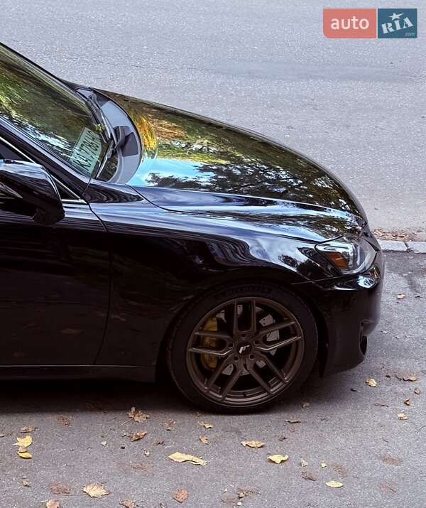 Седан Lexus IS 2011 в Києві фото 63 Седан Lexus IS 2011 в Києві