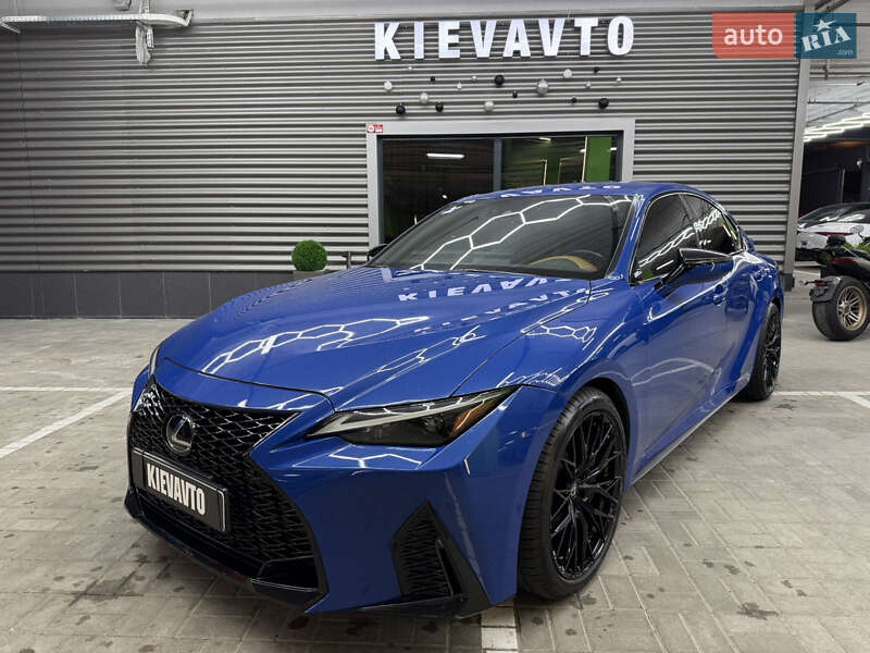Седан Lexus IS 2021 в Киеве