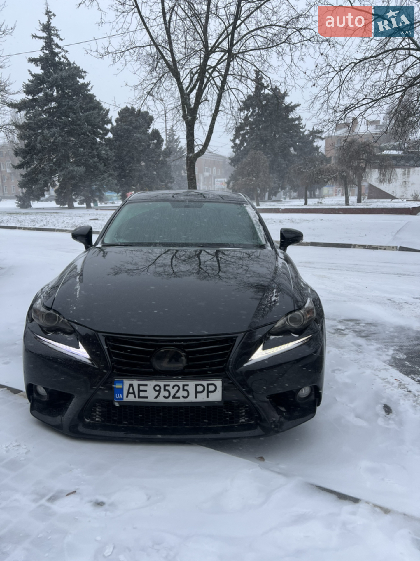 2013 Lexus IS - фото 1