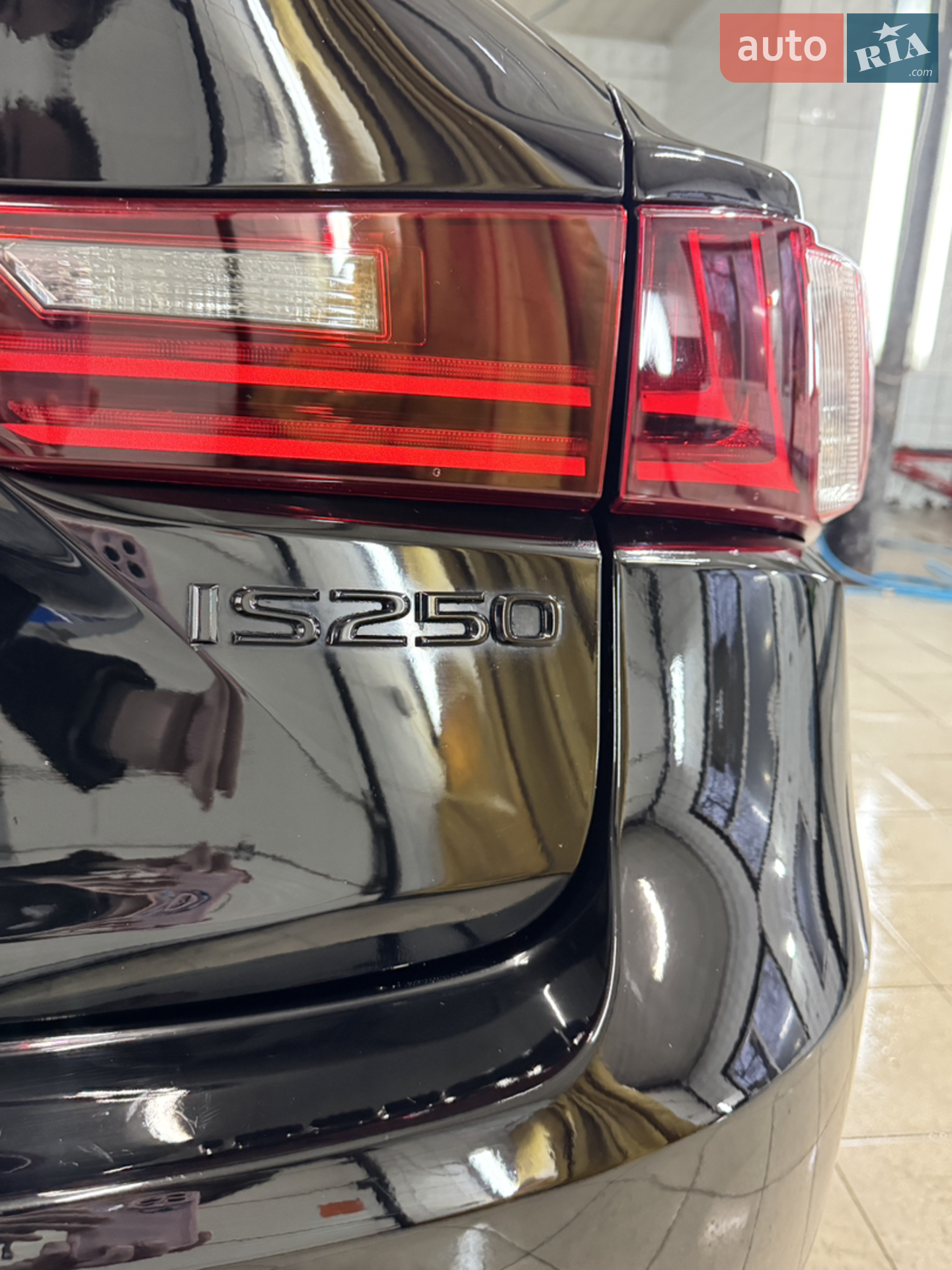 2013 Lexus IS - мініатюра 15
