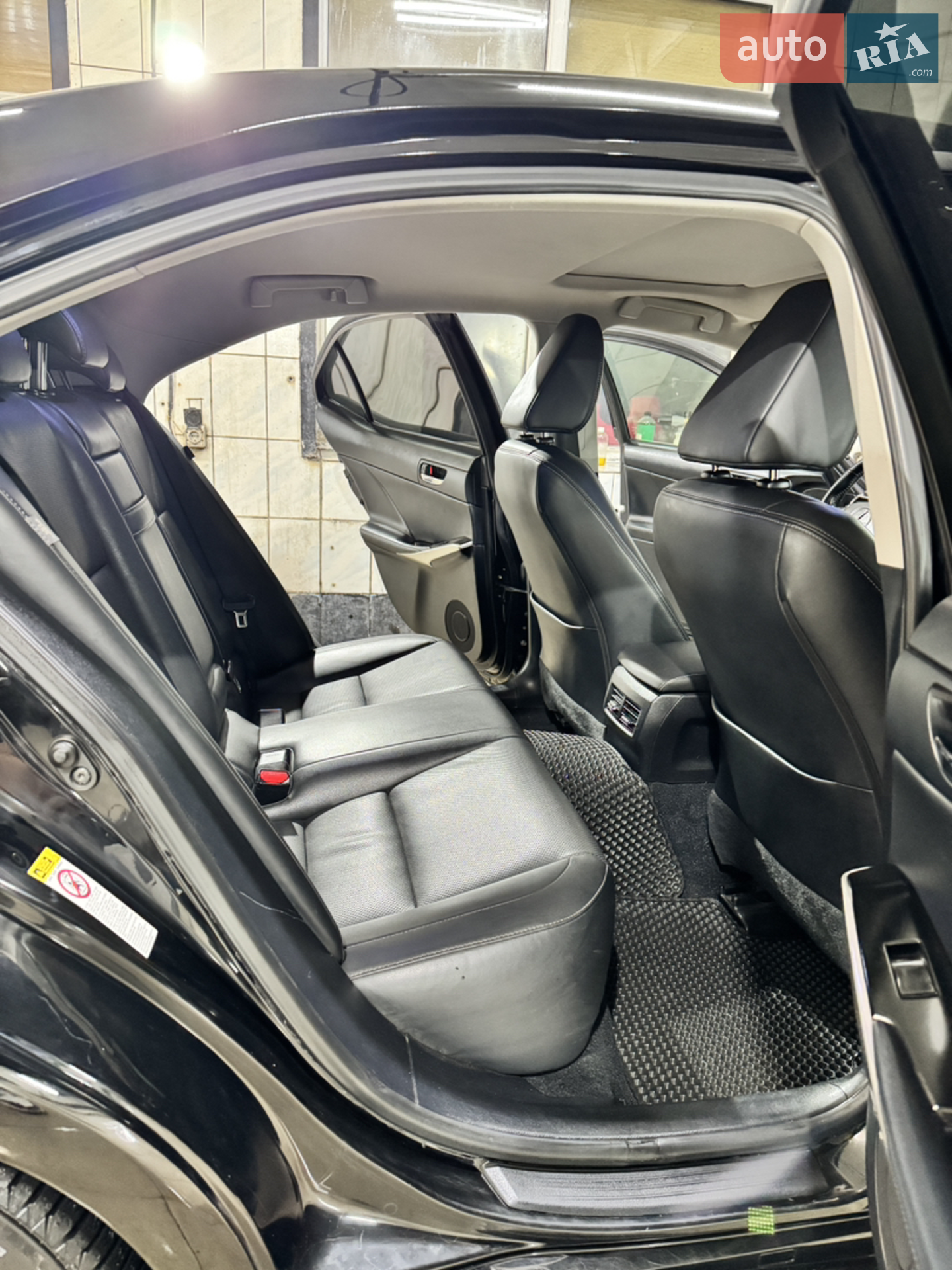 2013 Lexus IS - мініатюра 27