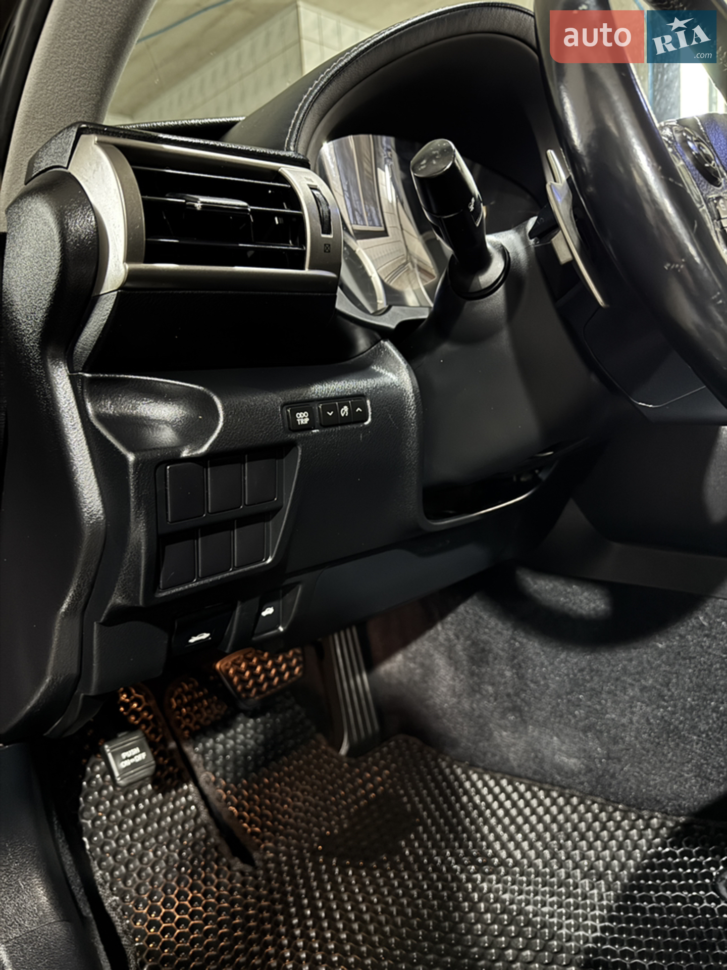2013 Lexus IS - мініатюра 30