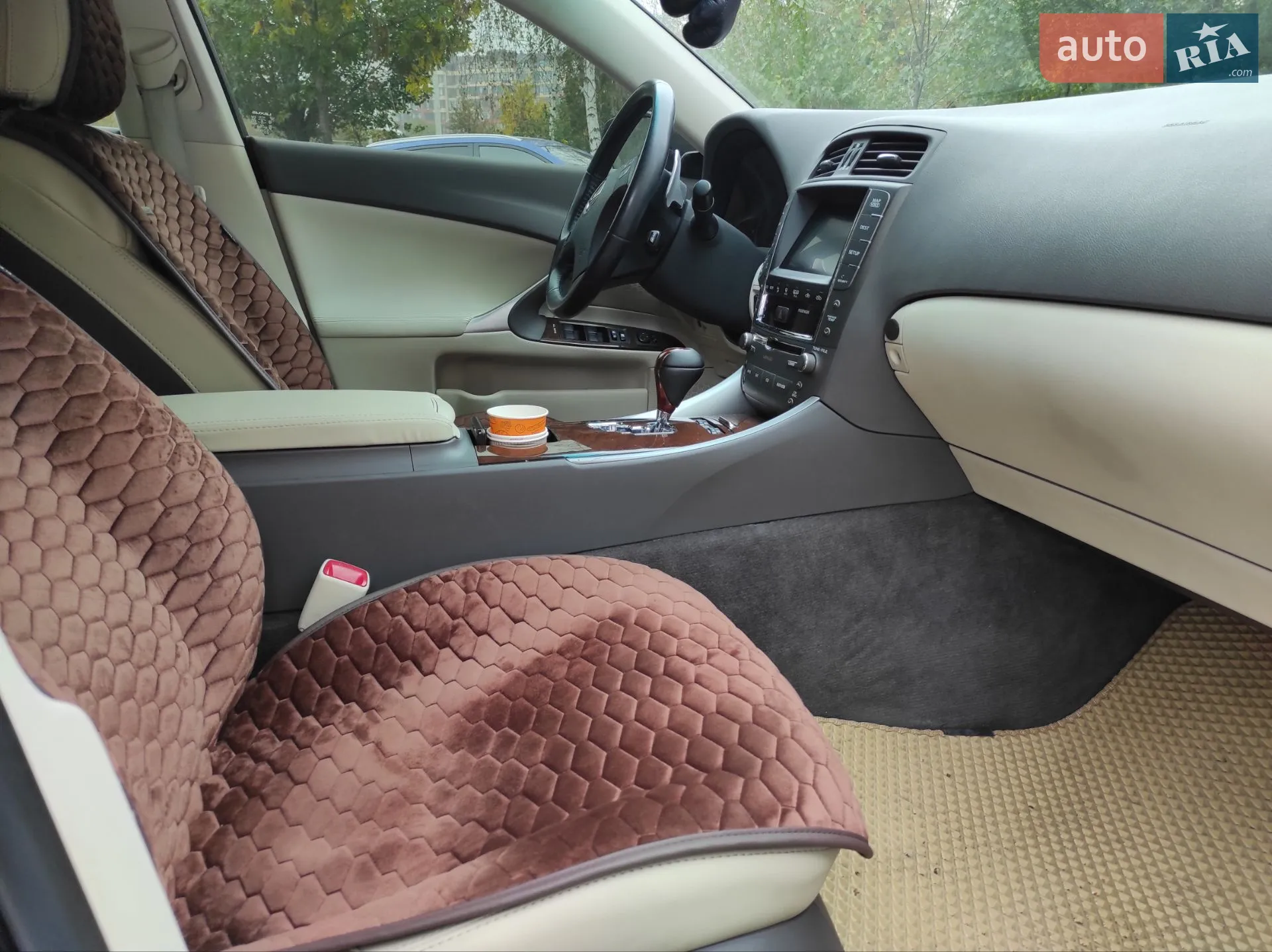 2010 Lexus IS - мініатюра 4