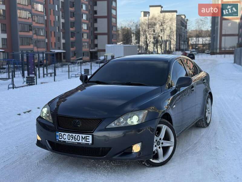 Седан Lexus IS 2006 в Борщеве