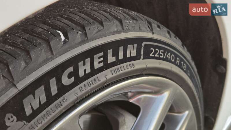 Седан Lexus IS 2016 в Одессе