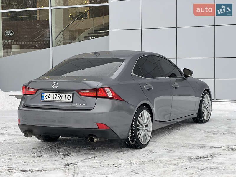 Седан Lexus IS 2013 в Киеве фото 6 Седан Lexus IS 2013 в Киеве