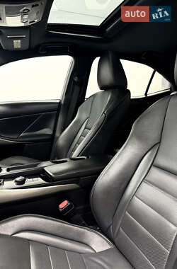 Седан Lexus IS 2014 в Одессе