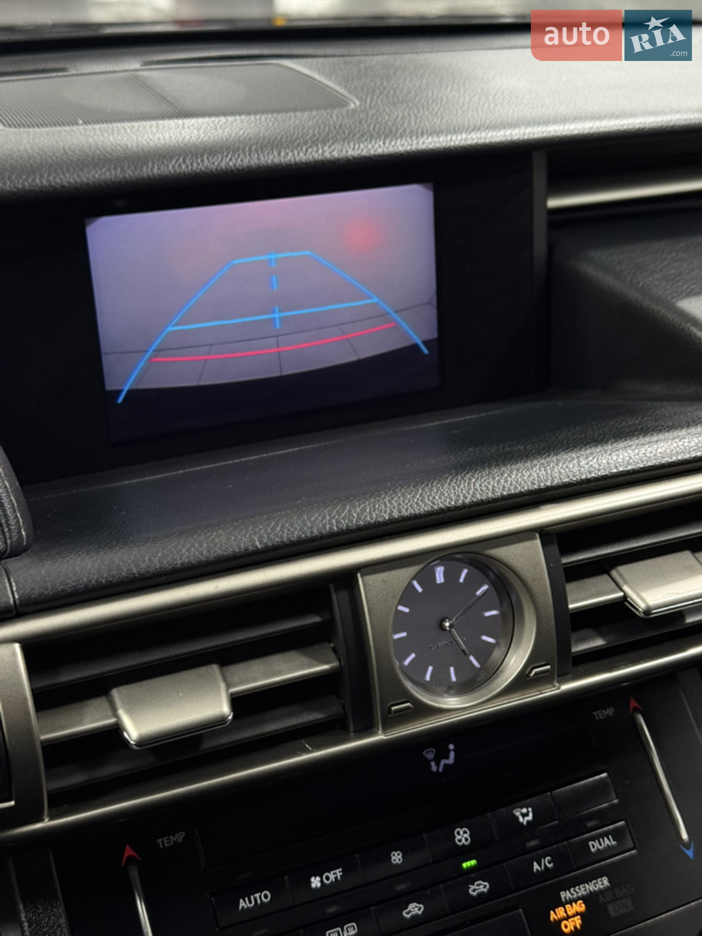 2014 Lexus IS - мініатюра 16