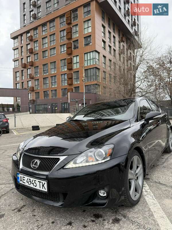 Седан Lexus IS 2012 в Днепре
