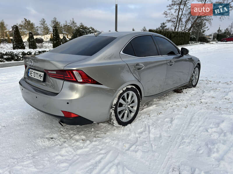 Седан Lexus IS 2013 в Днепре