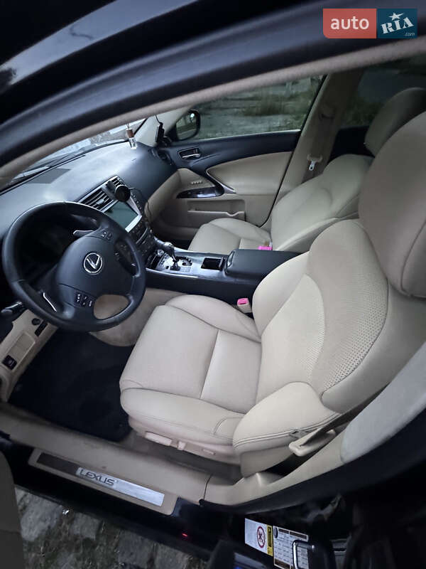 Седан Lexus IS 2007 в Одессе