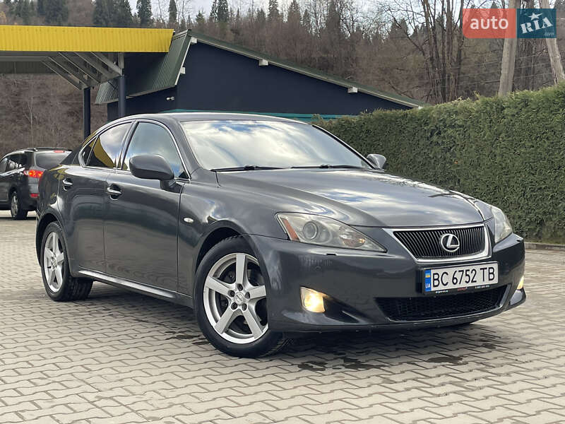 Седан Lexus IS 2007 в Турке