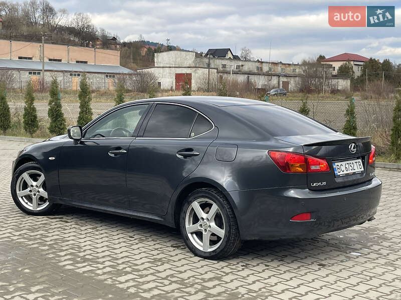 Седан Lexus IS 2007 в Турке