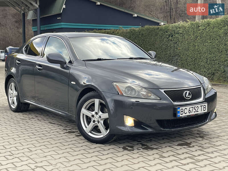 Седан Lexus IS 2007 в Турке