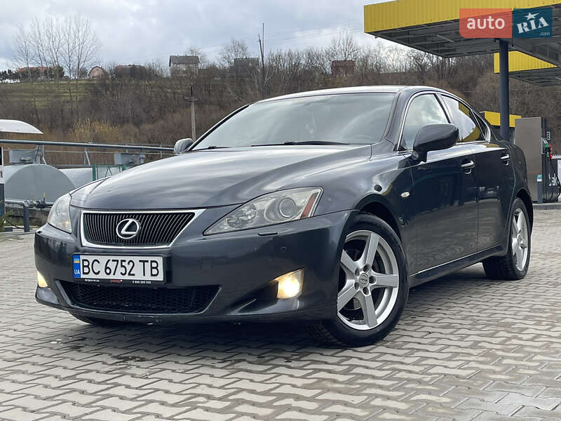 Седан Lexus IS 2007 в Турке