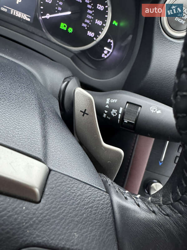 Седан Lexus IS 2016 в Киеве