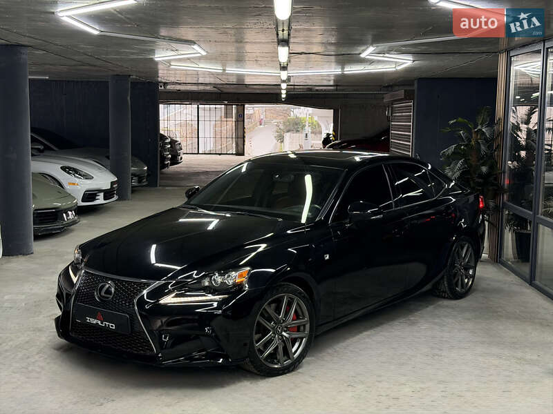 Седан Lexus IS 2015 в Одесі