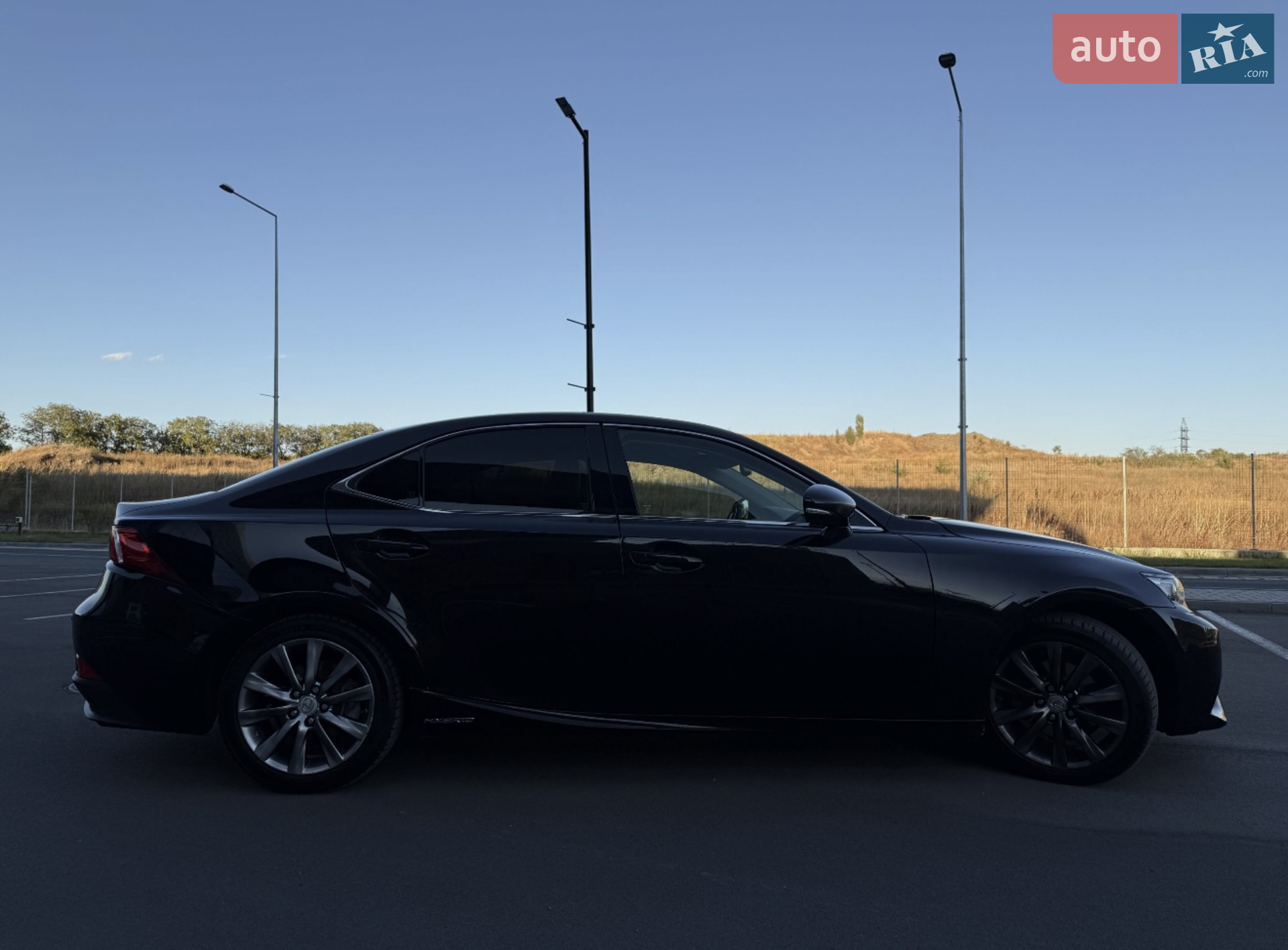 2016 Lexus IS - мініатюра 7