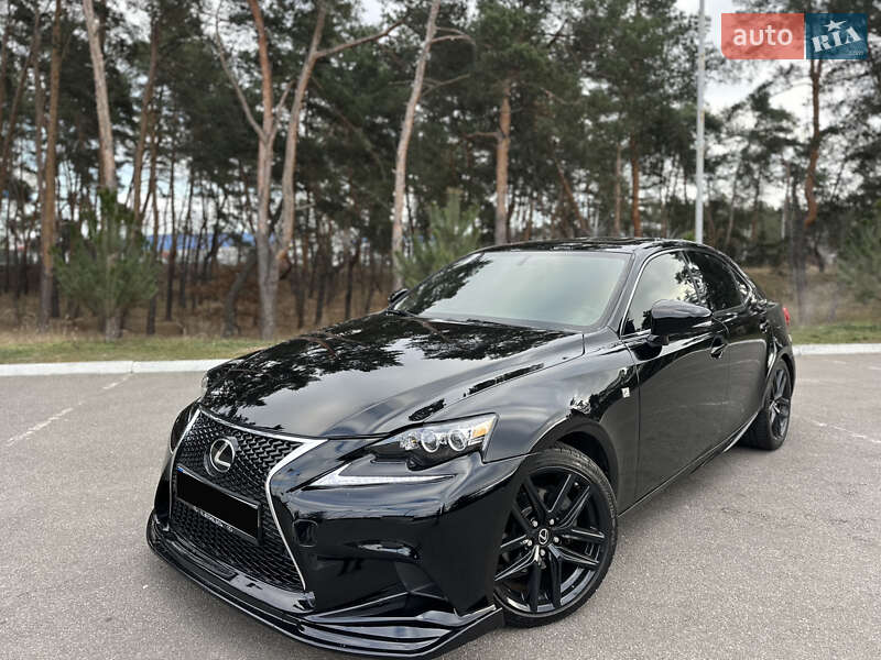 Седан Lexus IS 2014 в Киеве