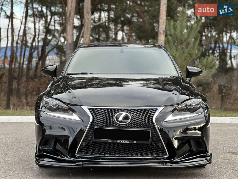 Седан Lexus IS 2014 в Киеве