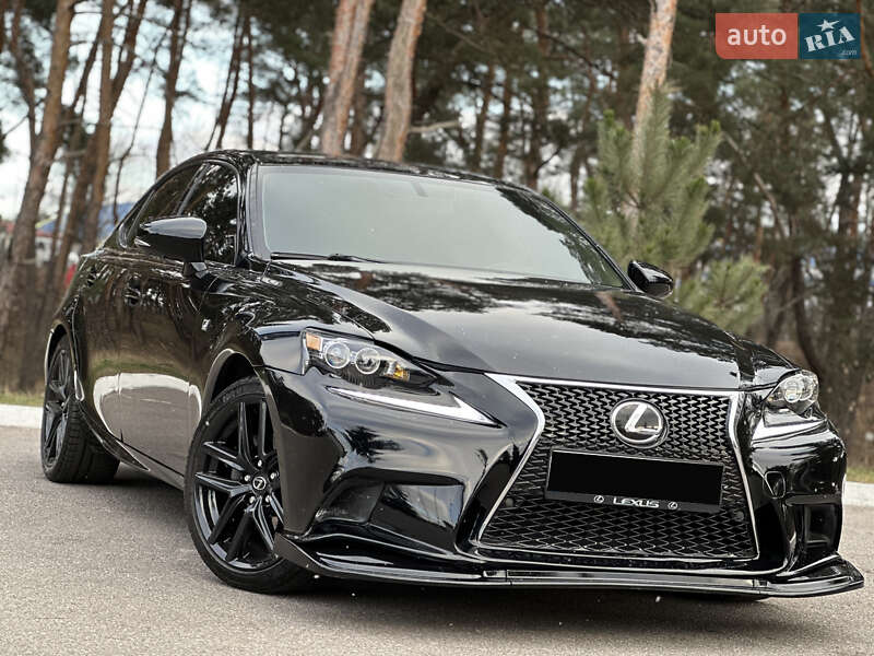 Седан Lexus IS 2014 в Киеве