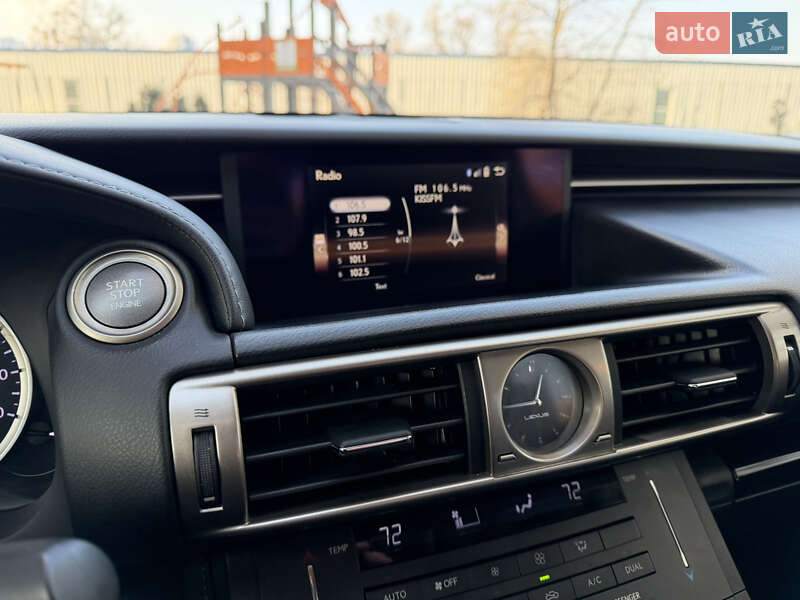Седан Lexus IS 2015 в Киеве фото 30 Седан Lexus IS 2015 в Киеве
