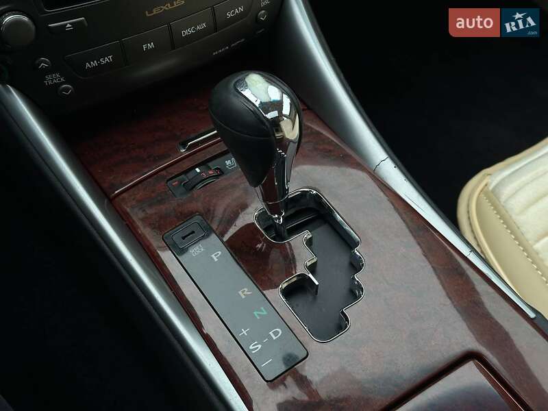 Седан Lexus IS 2008 в Одесі