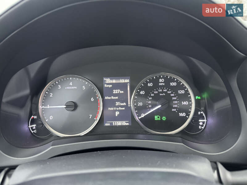 Седан Lexus IS 2016 в Києві фото 27 Седан Lexus IS 2016 в Києві