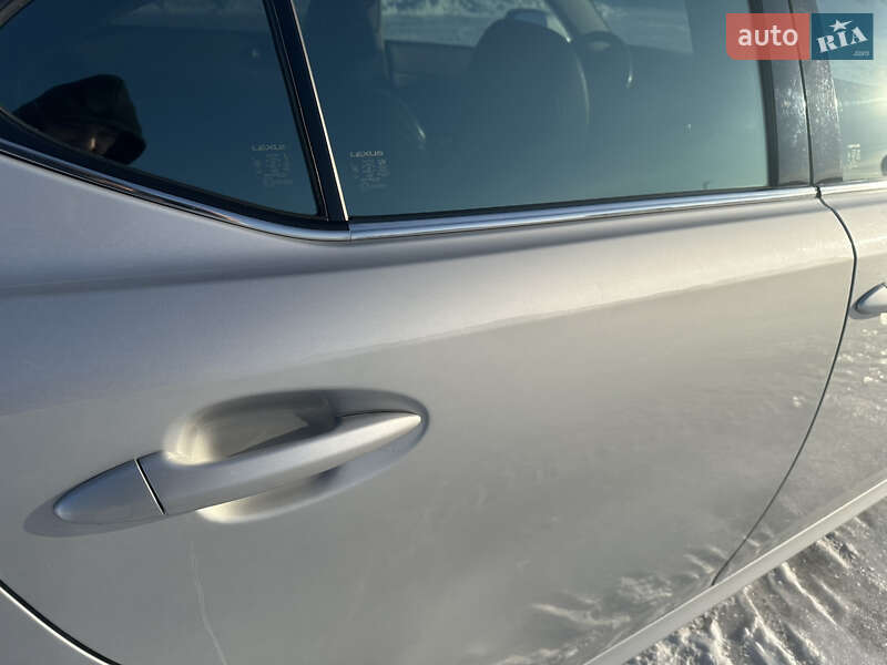 Седан Lexus IS 2008 в Киеве