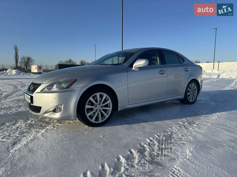 Седан Lexus IS 2008 в Киеве