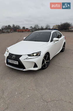 Седан Lexus IS 2016 в Києві