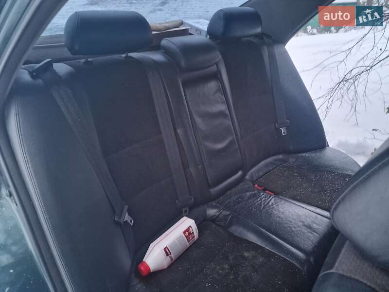 Седан Lexus IS 1999 в Каменском