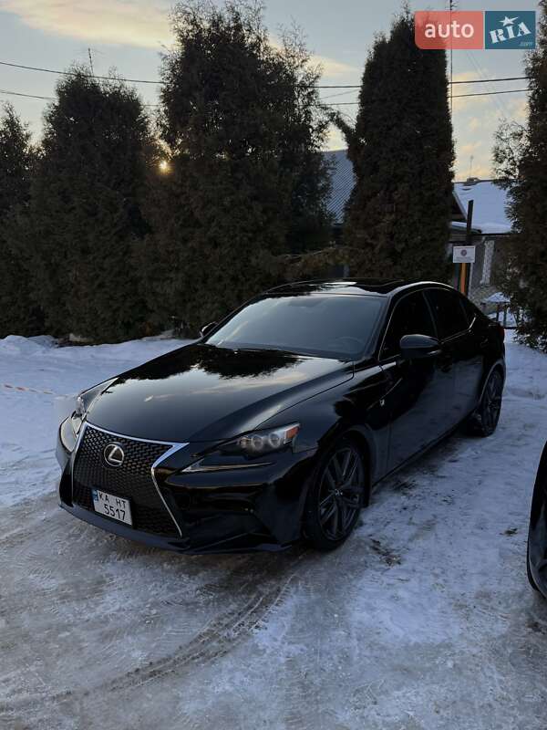 Седан Lexus IS 2015 в Дрогобыче фото Седан Lexus IS 2015 в Дрогобыче
