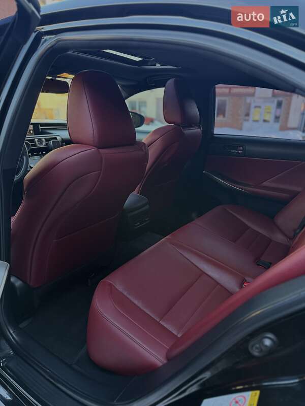 Седан Lexus IS 2015 в Дрогобыче фото 14 Седан Lexus IS 2015 в Дрогобыче