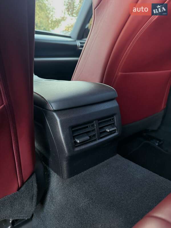 Седан Lexus IS 2015 в Дрогобыче фото 18 Седан Lexus IS 2015 в Дрогобыче