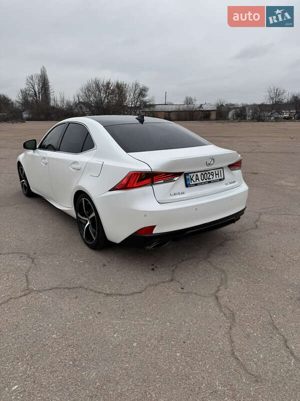 Седан Lexus IS 2016 в Києві фото 3 Седан Lexus IS 2016 в Києві