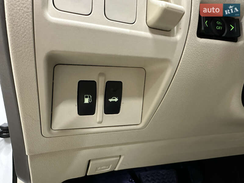 Седан Lexus IS 2010 в Харкові фото 38 Седан Lexus IS 2010 в Харкові