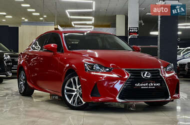 Седан Lexus IS 2017 в Николаеве
