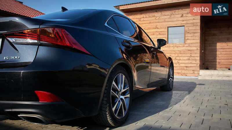 Седан Lexus IS 2020 в Ужгороді фото 8 Седан Lexus IS 2020 в Ужгороді