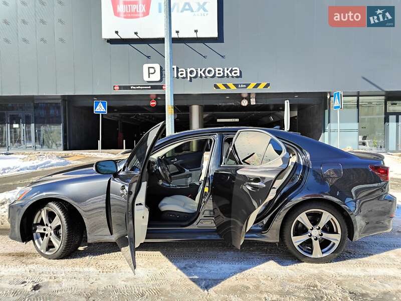 Седан Lexus IS 2011 в Києві фото 11 Седан Lexus IS 2011 в Києві
