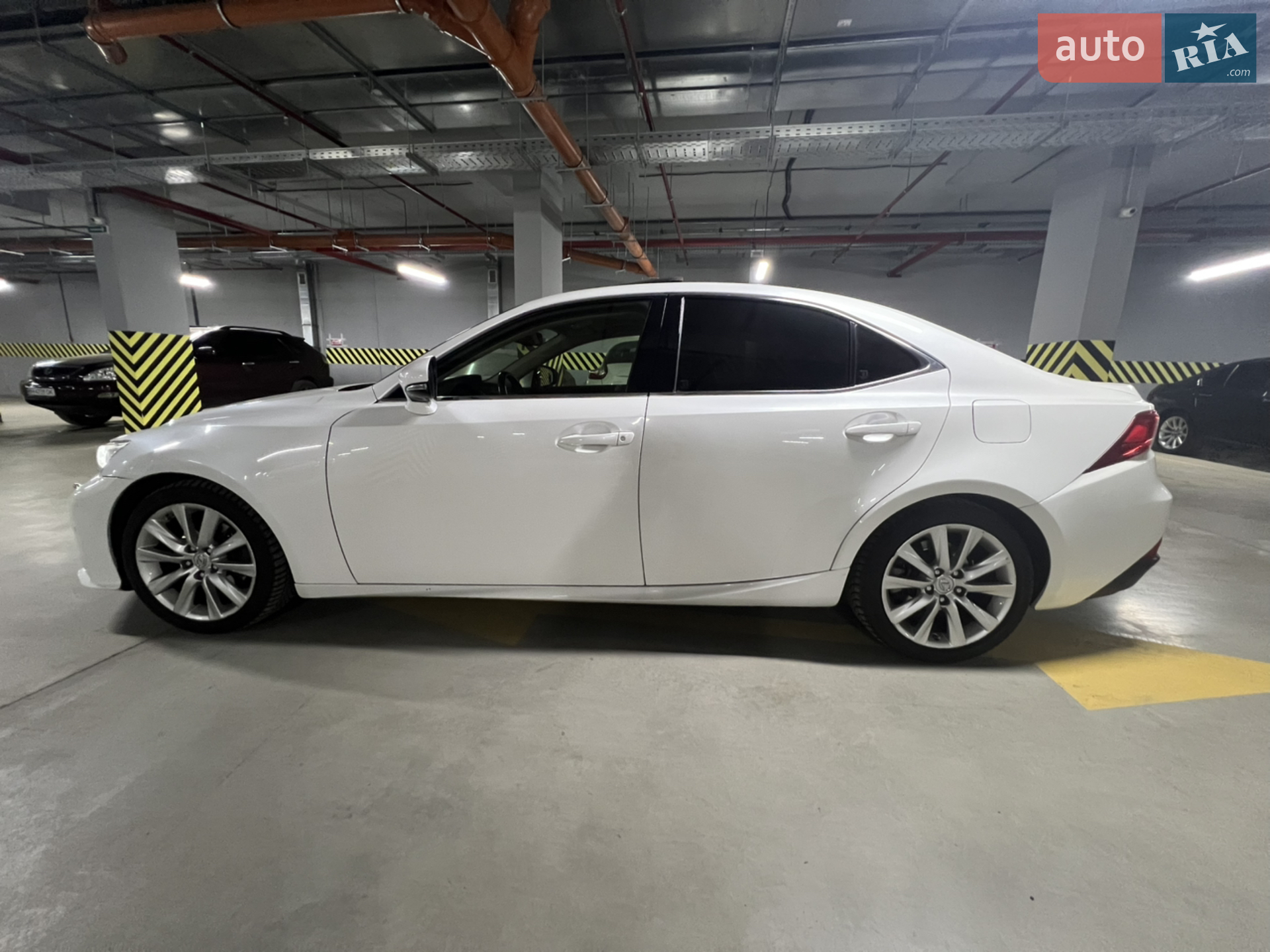 2013 Lexus IS - мініатюра 8