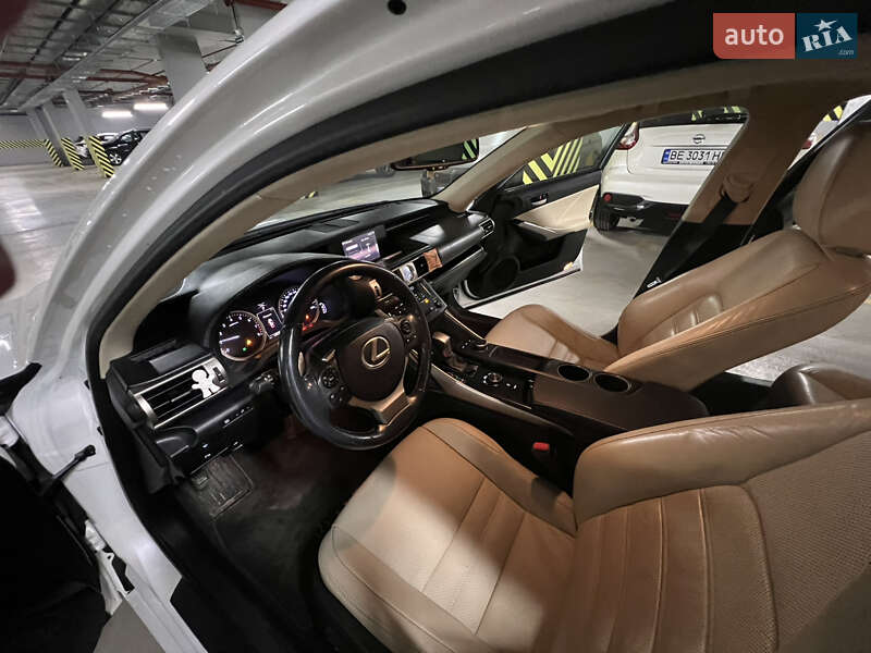 Седан Lexus IS 2013 в Одессе