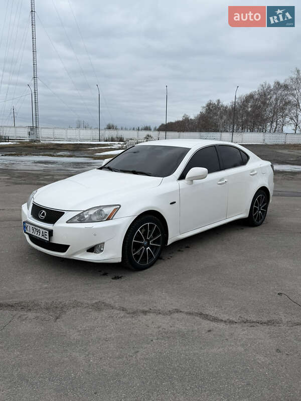 Седан Lexus IS 2006 в Переяславі