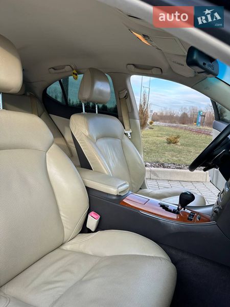 Седан Lexus IS 2009 в Шептицькому