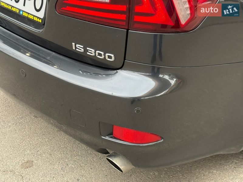Седан Lexus IS 2007 в Дніпрі