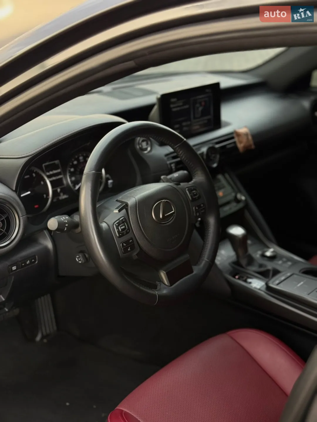 2023 Lexus IS - мініатюра 9