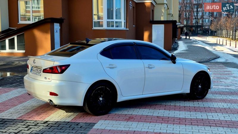 Седан Lexus IS 2008 в Києві