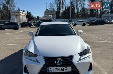 Седан Lexus IS 2017 в Киеве