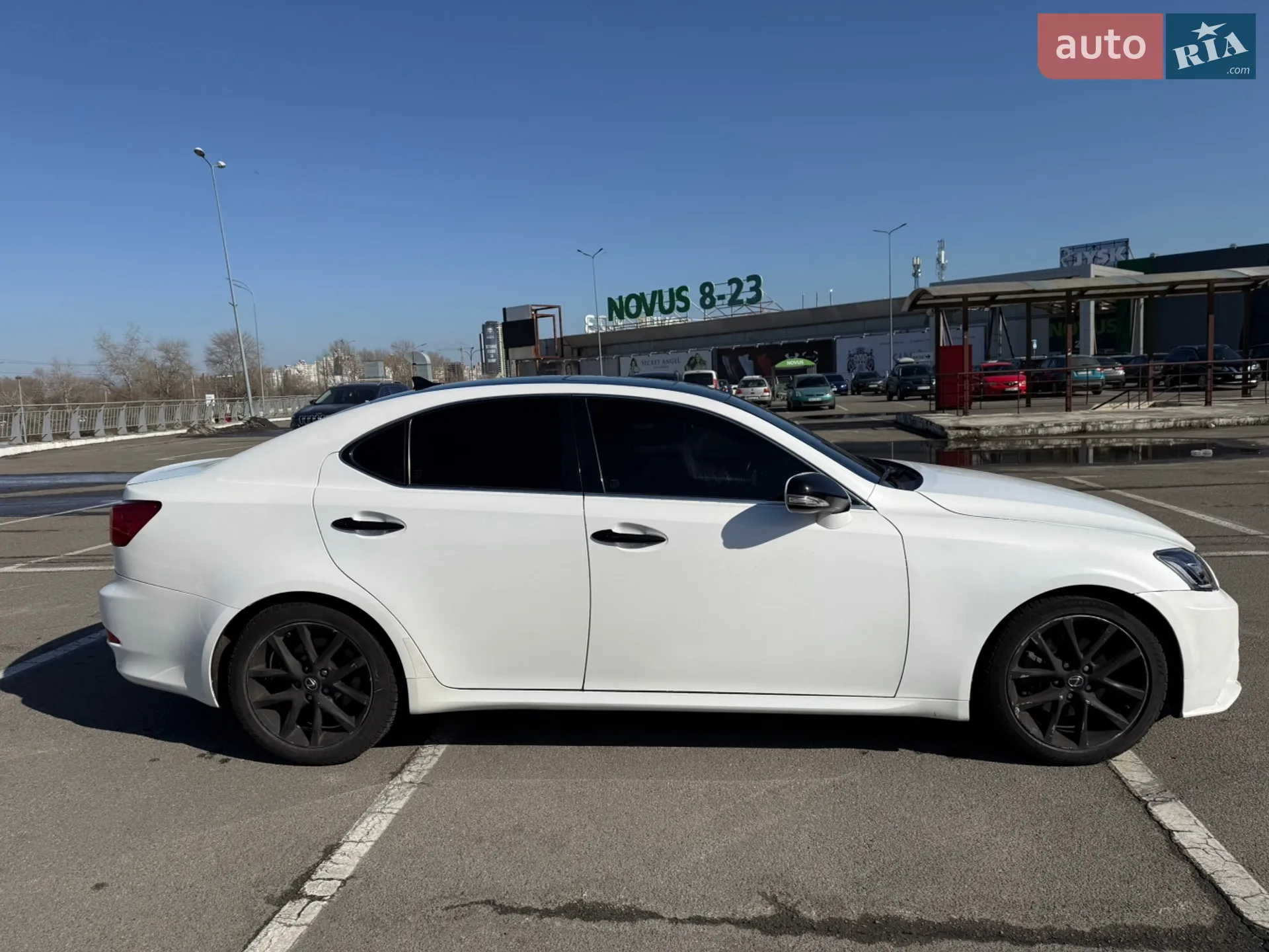 2012 Lexus IS - мініатюра 4