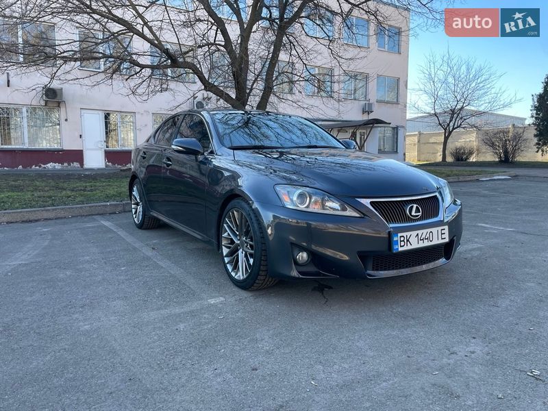 Седан Lexus IS 2010 в Киеве